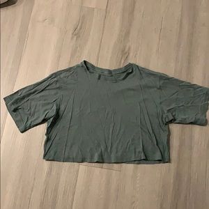 Green lululemon crop tee